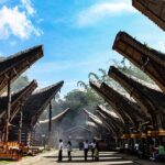 1280px-Kete'_Kesu'_Toraja