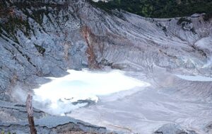 tangkubanperahu002